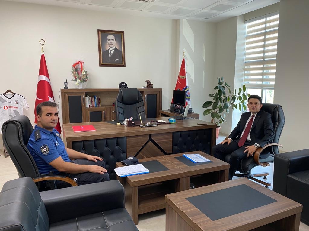 Kaymakamımız Sayın Osman ŞAHİN,  İlçe Emniyet Müdürlüğünü ziyaret etti.